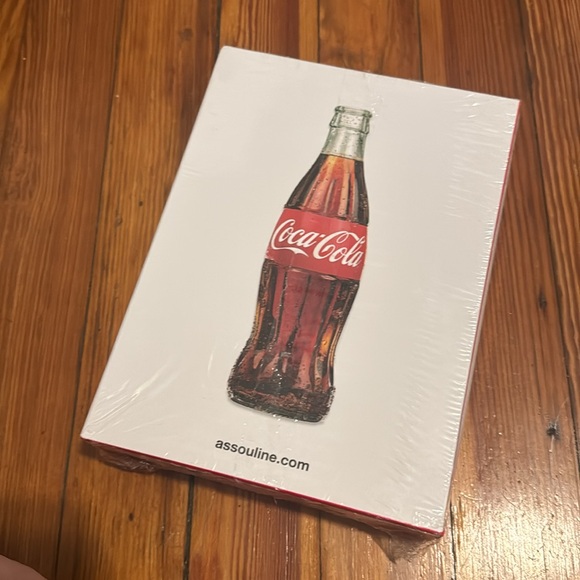 Assouline Coca-Cola Set of Three: Film, Music, Sports - Picture 3 of 4